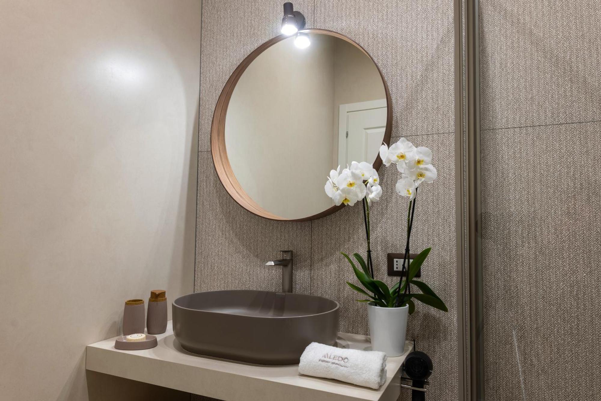 Aledo Boutique Apartments Неаполь Экстерьер фото